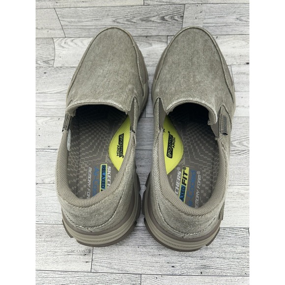 Skechers Relaxed Fit Shoes Mens Size 12 Goodyear Goga Mat  Skechers Relaxed Fit Shoes Mens‎ Size 12 Goodyear Goga Mat Memory Foam Comfort